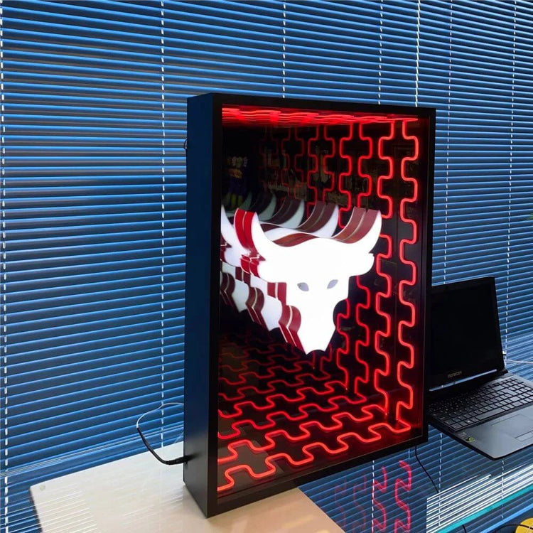 BULLS INFINITY MIRROR - Maytrix
