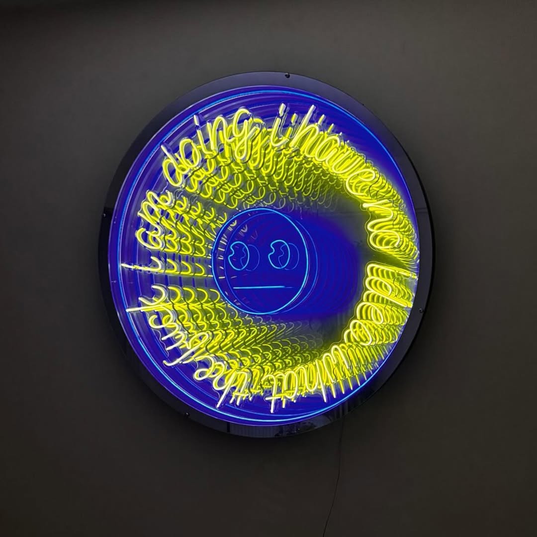 Infinity Mirror Wall Art - “No Idea What I’m Doing” Emoji Design - Maytrix