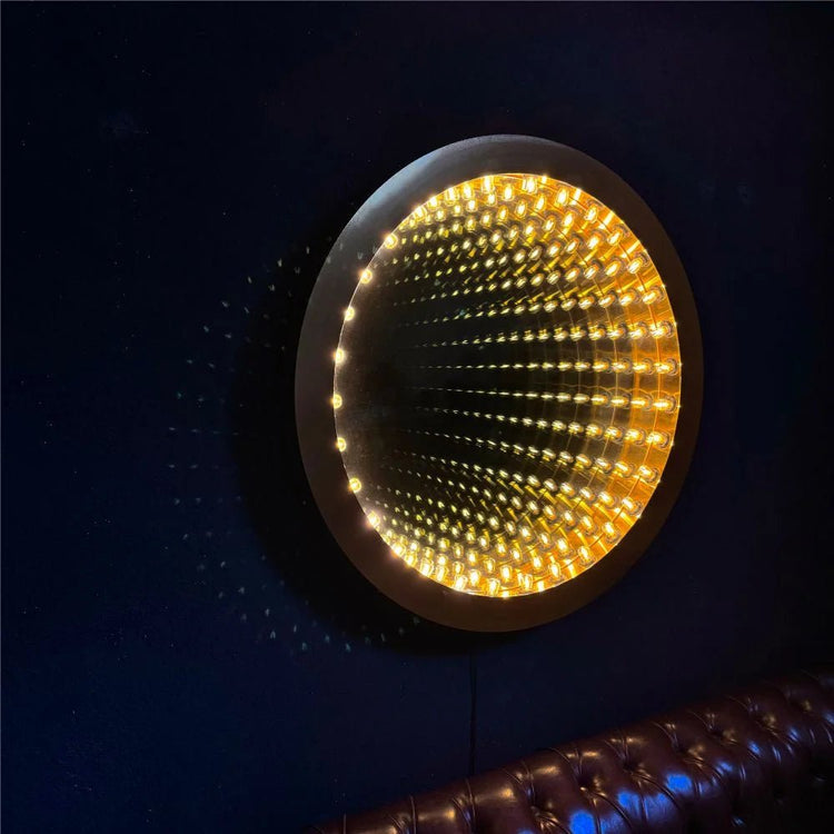 RETRO INFINITY MIRROR - Maytrix